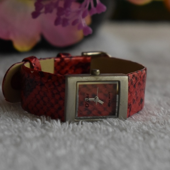 1980's VTG Snakeskin O'one Japan Movt Quartz Watch - Picture 7 of 8